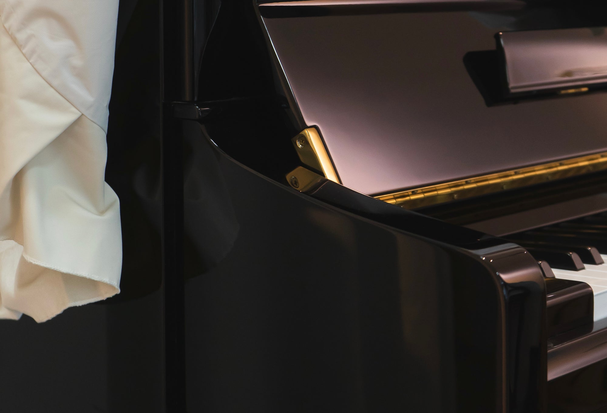 Piano Maintenance: 4 important tips on how to take care of your Grand Piano