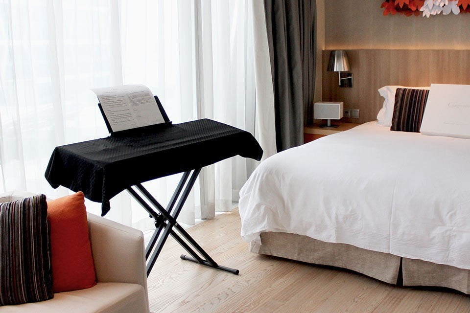 Clairevoire Universal Keyboard Cover [Ebony Black]